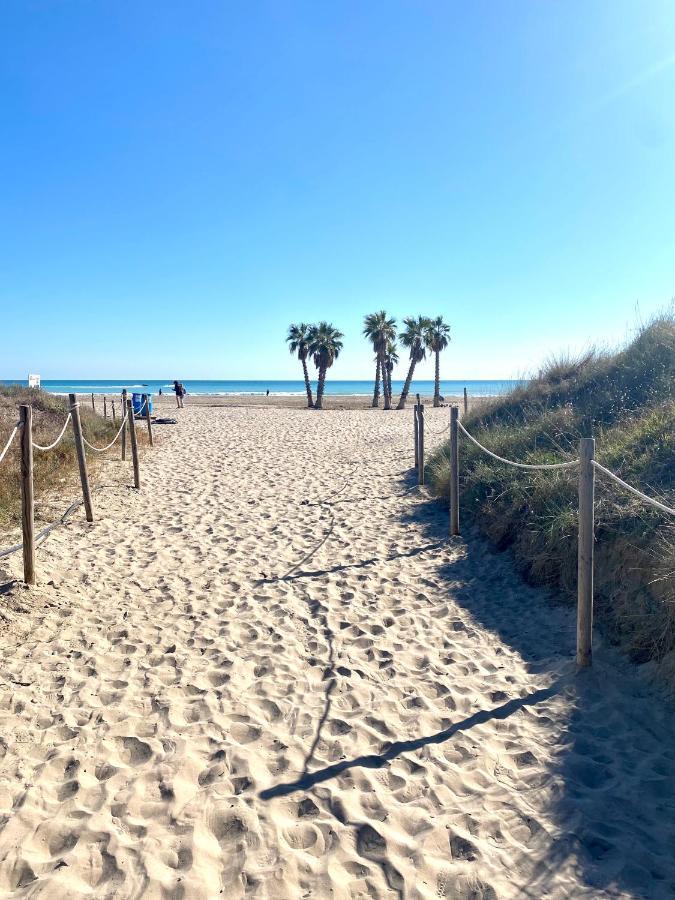 Lowenva Beach Apartment Канет-де-Беренгер Экстерьер фото